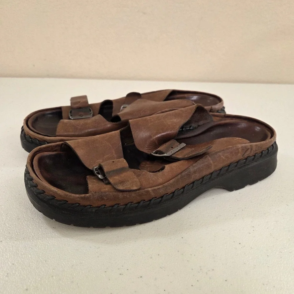Clarks Mens Brown Leather Double Buckle Slide Sandals Lug Sole Gorpcore 9